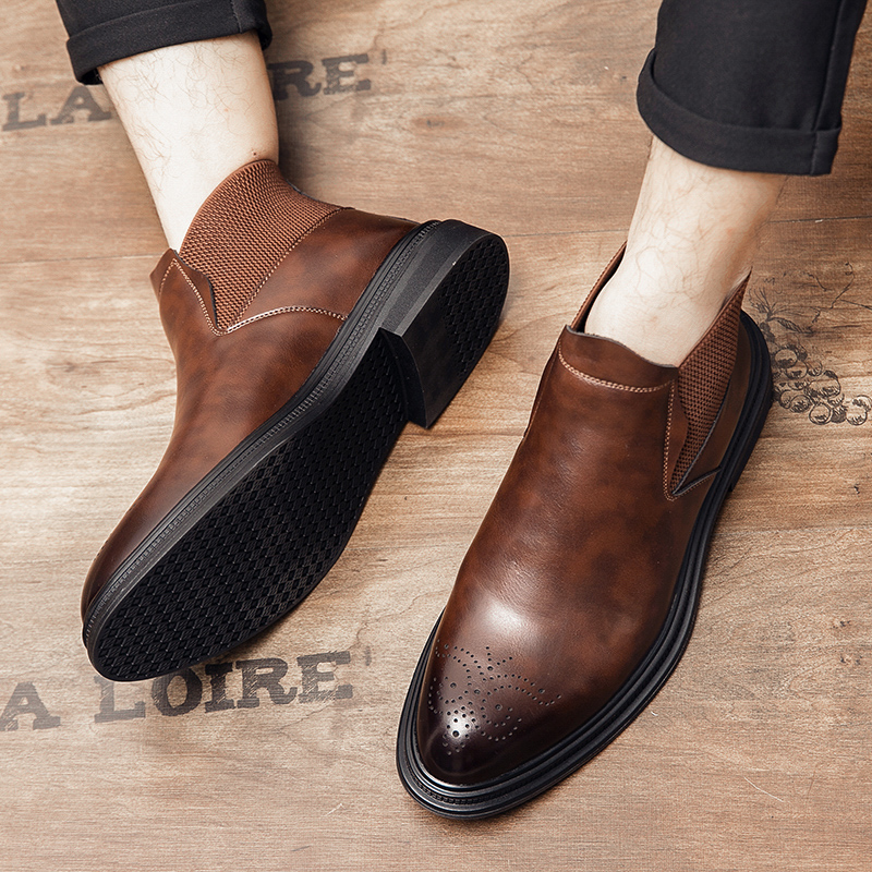 Leather Work Boots - High-top leather shoes are versatile for