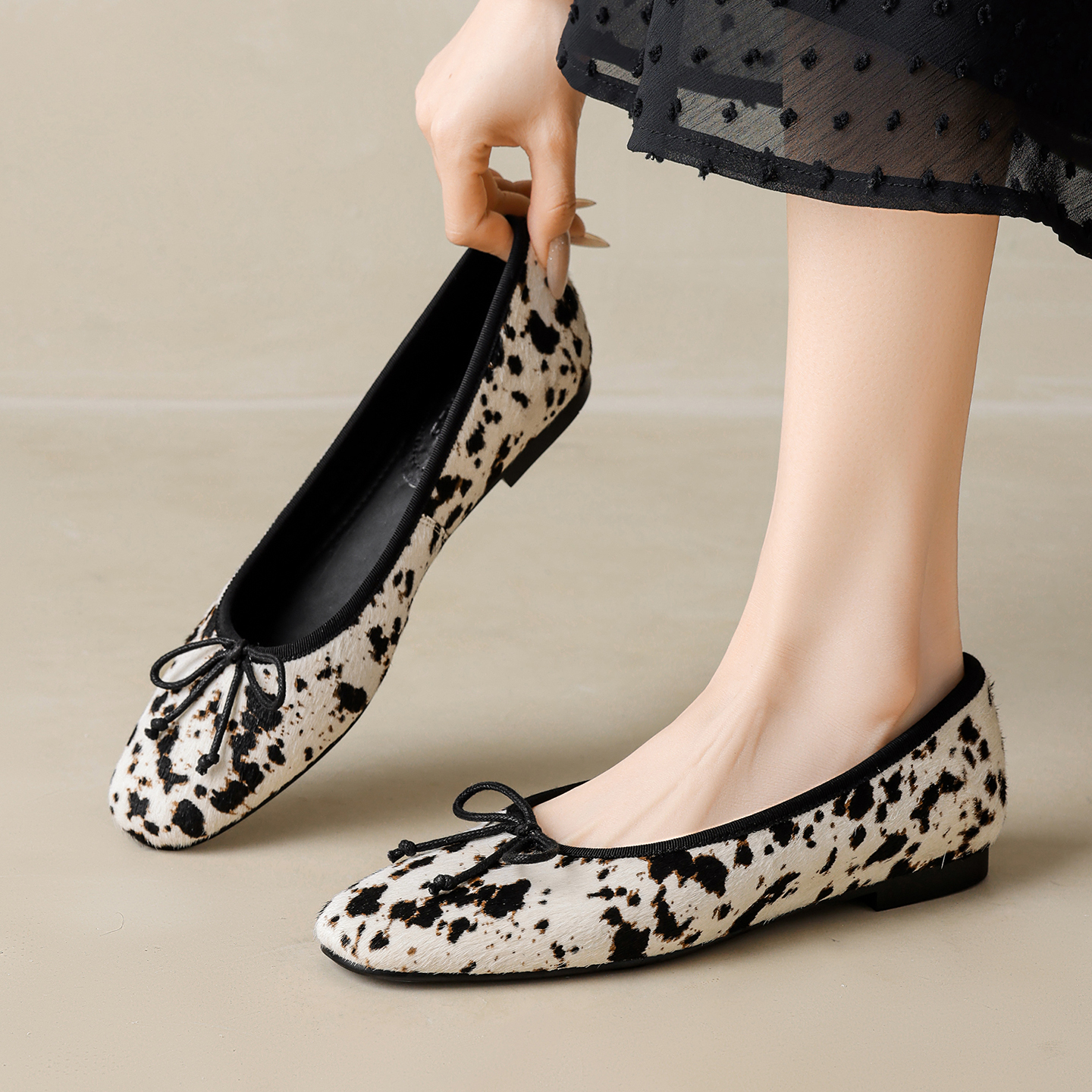 Leather Works - ﻿ Genuine Leather Horsehair Leopard Low
