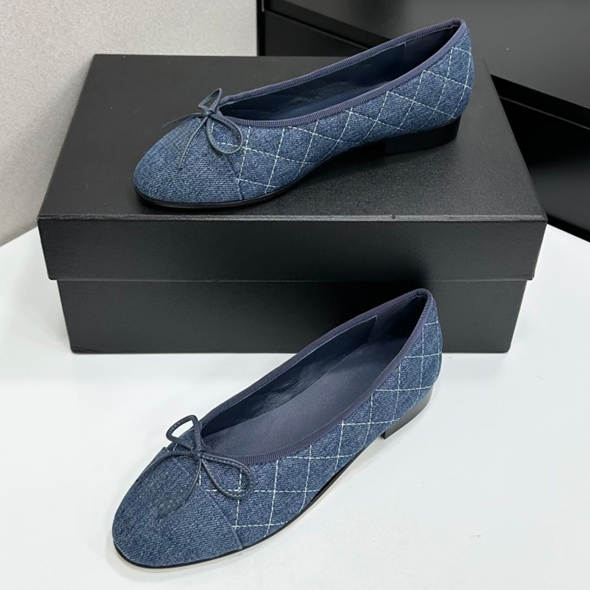 2026 Women's Two-Tone Cap-Toe  - Leather Work Heels recensie en prijs